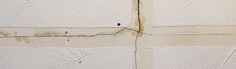 are my ceiling cracks foundation related?